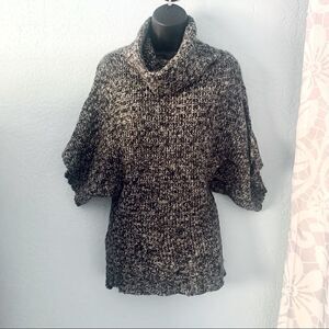 Chesley Cowl Neck 3/4 Sleeve Sweater. Size Medium